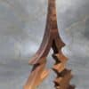 Nussbaum-Holzdeko mit Weiß- oder Rote Glaskugel