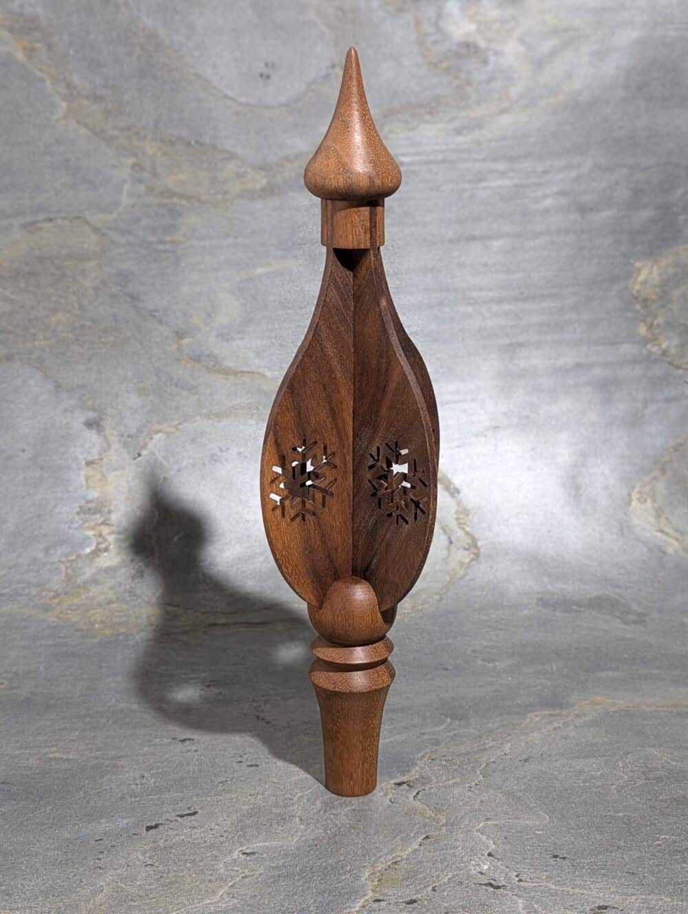 Weihnachtsbaumspitze Nussbaum